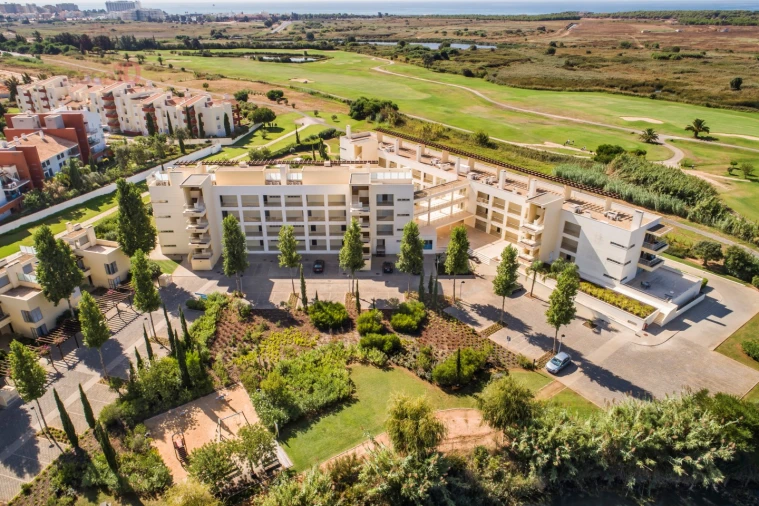 Apartamento T3 para Venda em Quarteira Foto 48