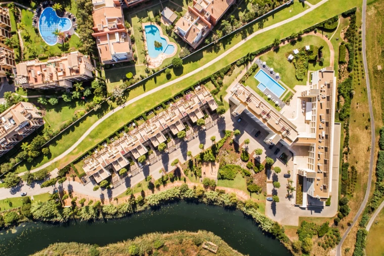 Apartamento T3 para Venda em Quarteira Foto 49