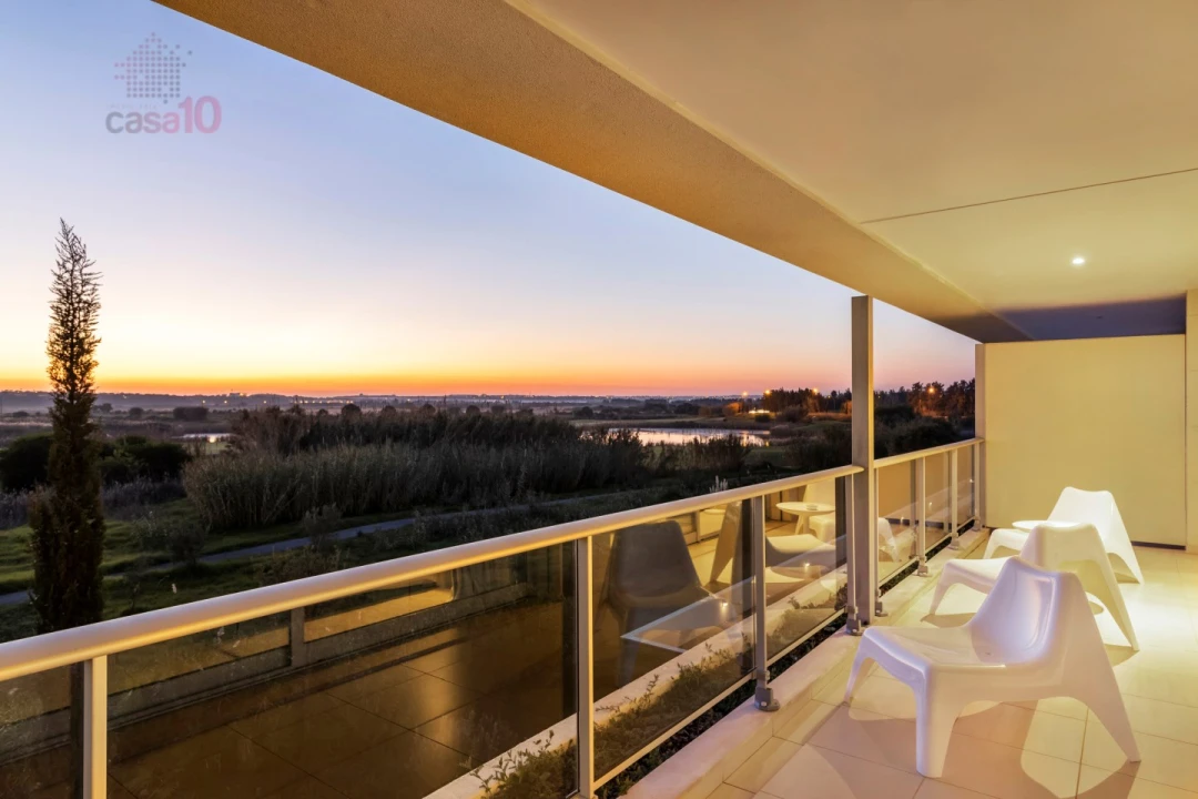 Apartamento T2 para Venda em Quarteira Foto 7