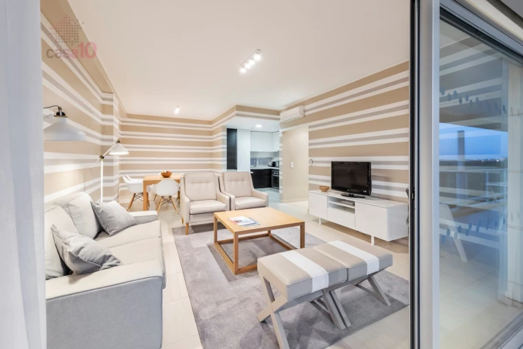 Apartamento T2 para Venda em Quarteira Foto 13