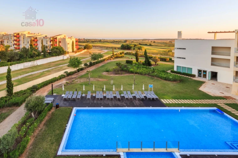 Apartamento T2 para Venda em Quarteira Foto 33