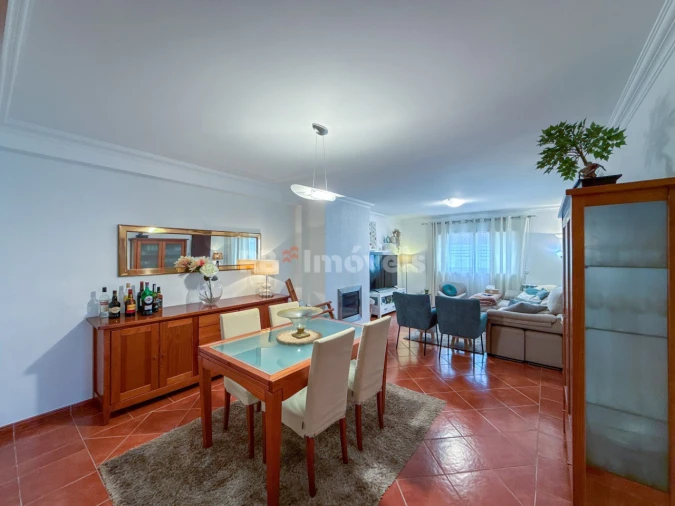 Moradia T4 para Venda em Nossa Sra de Fatima Foto 17