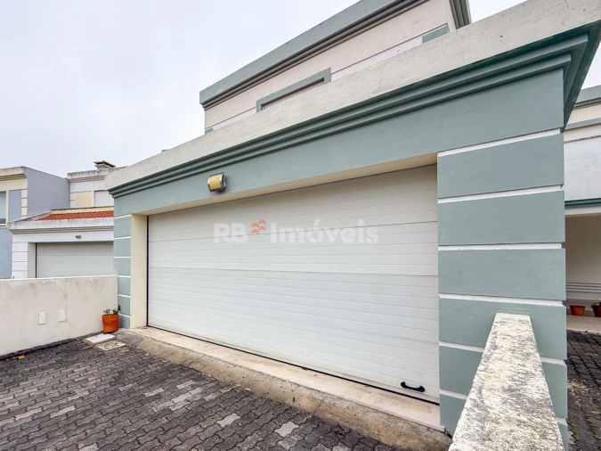 Moradia T4 para Venda em Nossa Sra de Fatima Foto 55