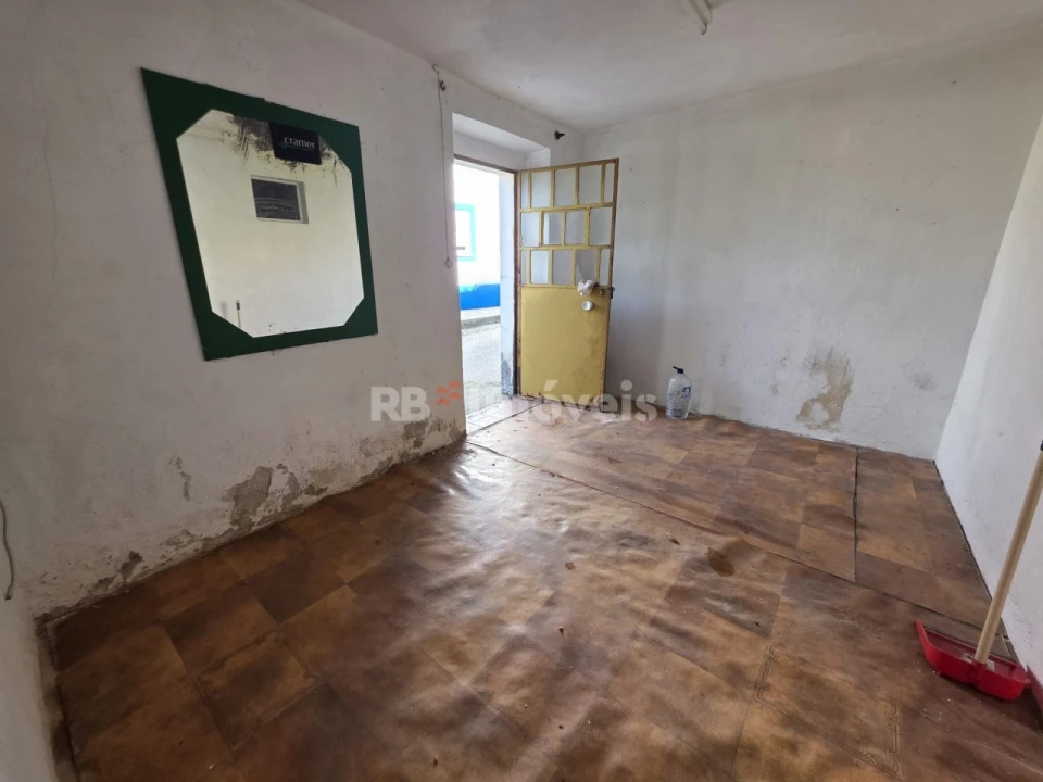 Moradia T1 para Venda em Paialvo Foto 6