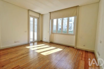 Apartamento T4 para Venda em Santo António
