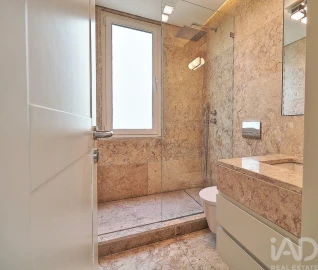 Apartamento T4 para Venda em Santo António