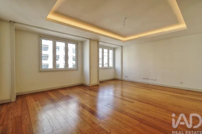 Apartamento T4 para Venda em Santo António