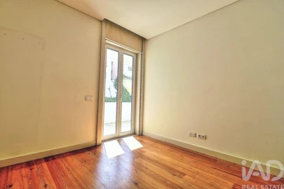Apartamento T4 para Venda em Santo António