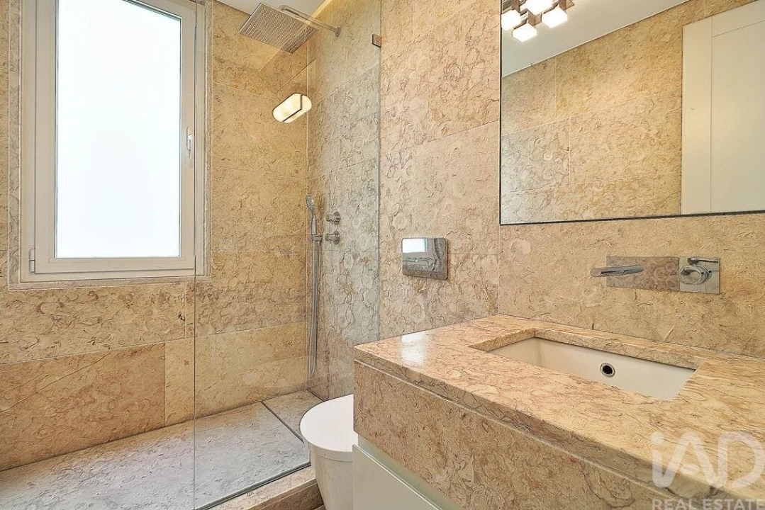 Apartamento T4 para Venda em Santo António Foto 33