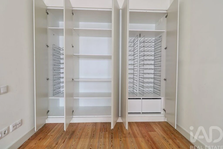 Apartamento T4 para Venda em Santo António Foto 27