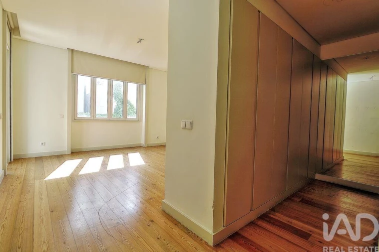 Apartamento T4 para Venda em Santo António Foto 17