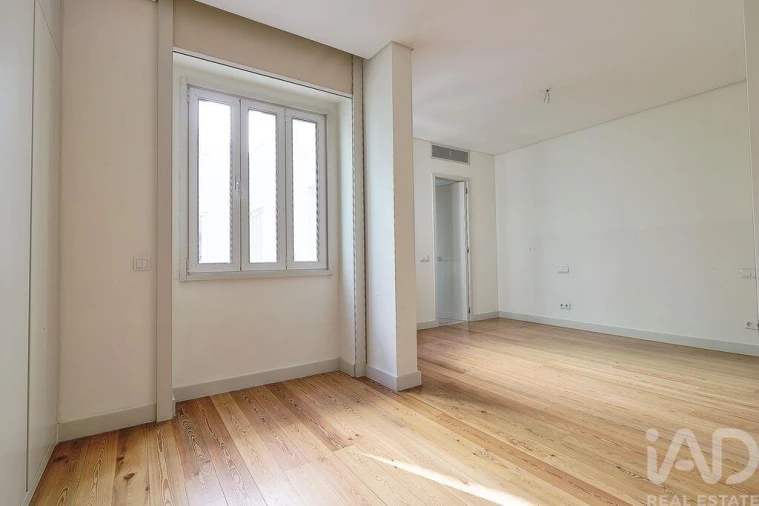 Apartamento T4 para Venda em Santo António Foto 31