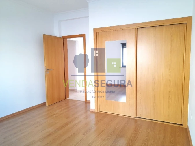 Apartamento T2 para Venda em Beringel Foto 3