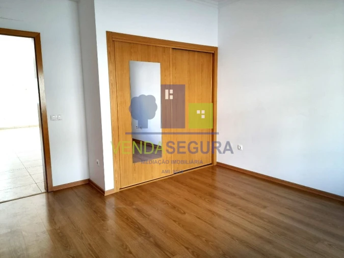 Apartamento T2 para Venda em Beringel Foto 13