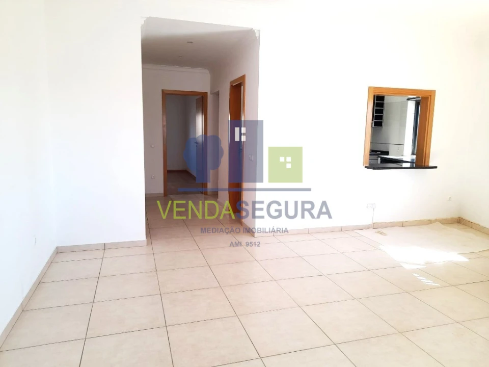 Apartamento T2 para Venda em Beringel Foto 4