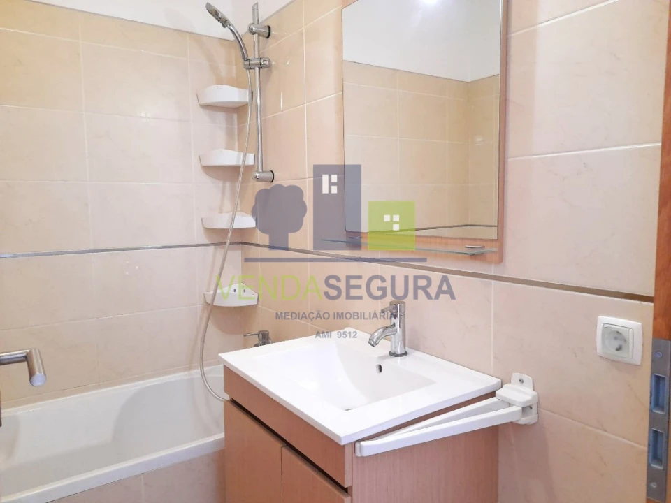 Apartamento T2 para Venda em Beringel Foto 28