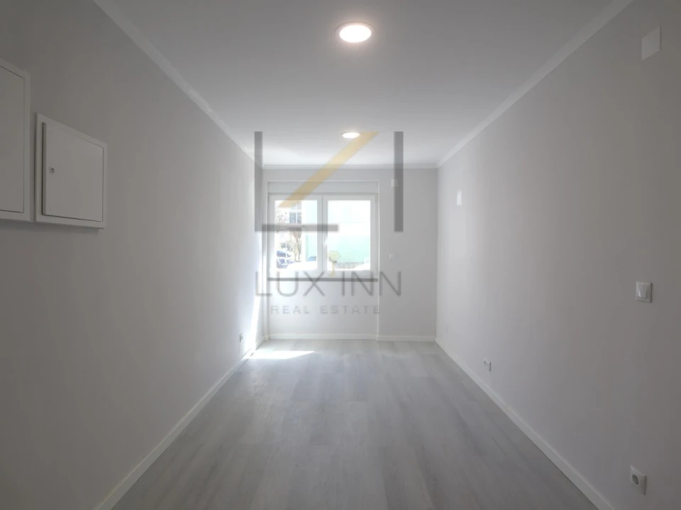 Apartamento T2 para Venda em Benfica Foto 6