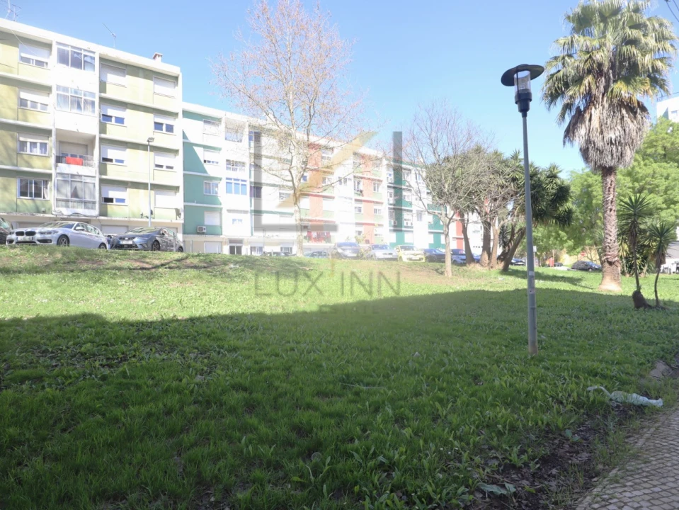 Apartamento T2 para Venda em Benfica Foto 22