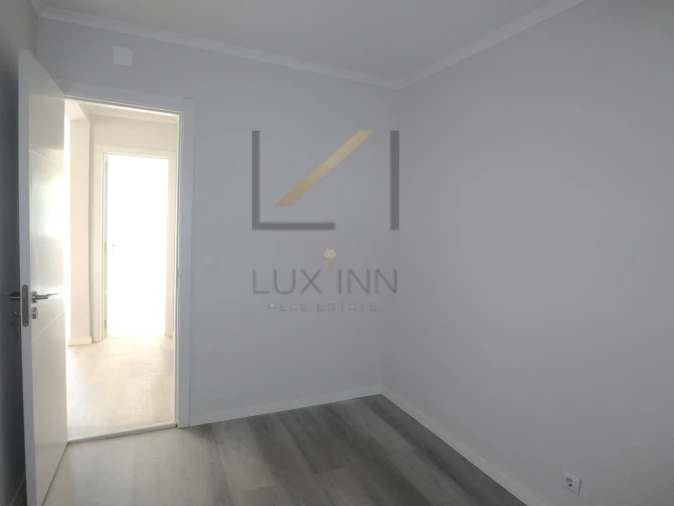 Apartamento T2 para Venda em Benfica Foto 19