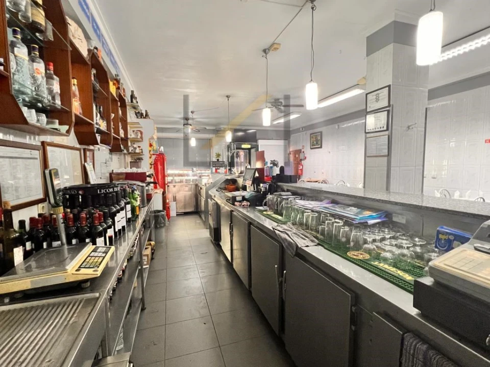 Negócio para Venda em Queluz e Belas Foto 11