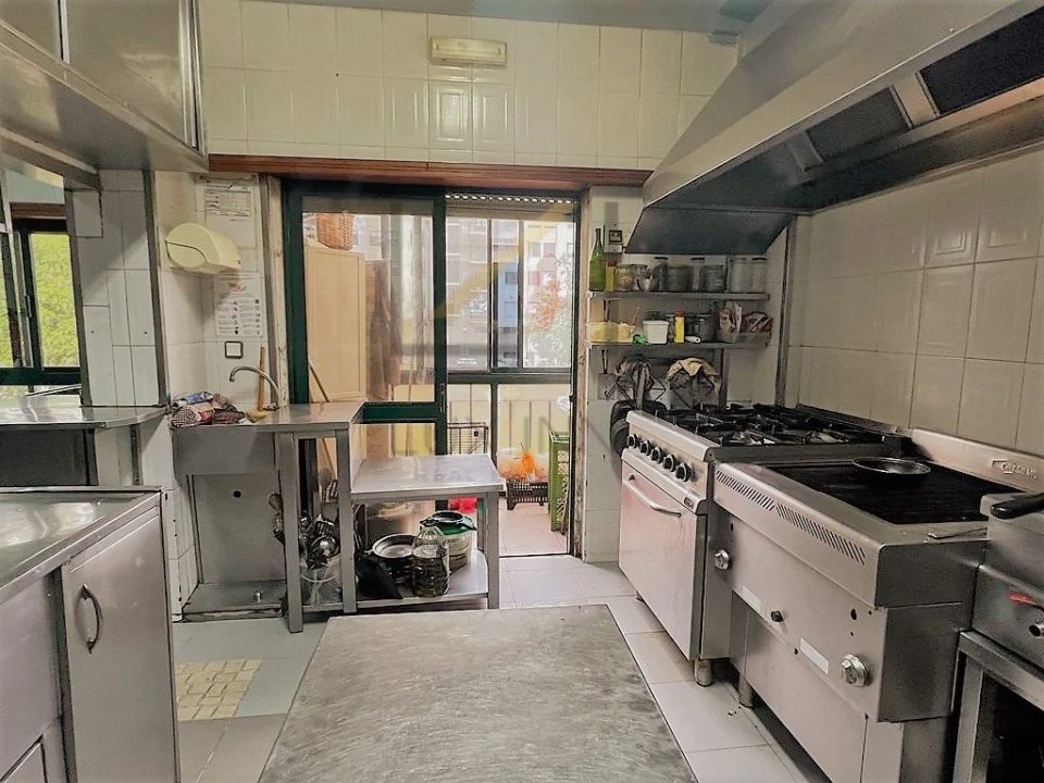 Negócio para Venda em Queluz e Belas Foto 15