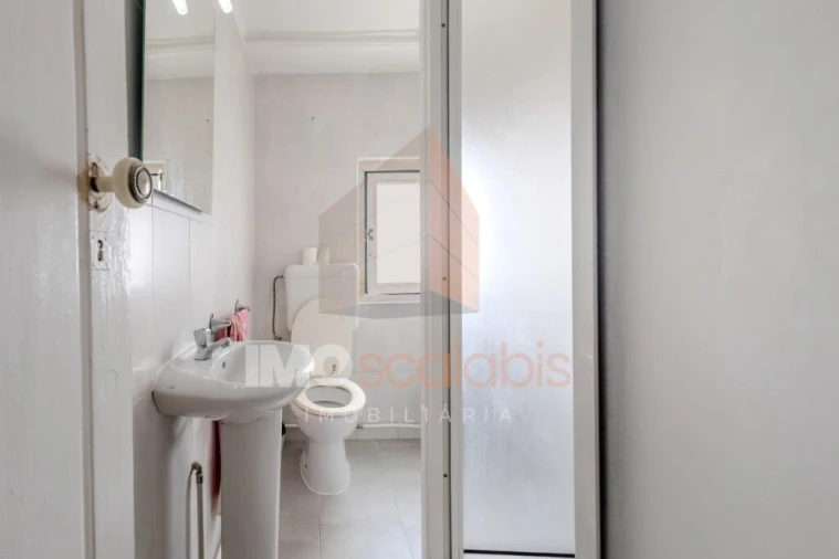 Apartamento T3 para Venda em Romeira e Várzea Foto 10