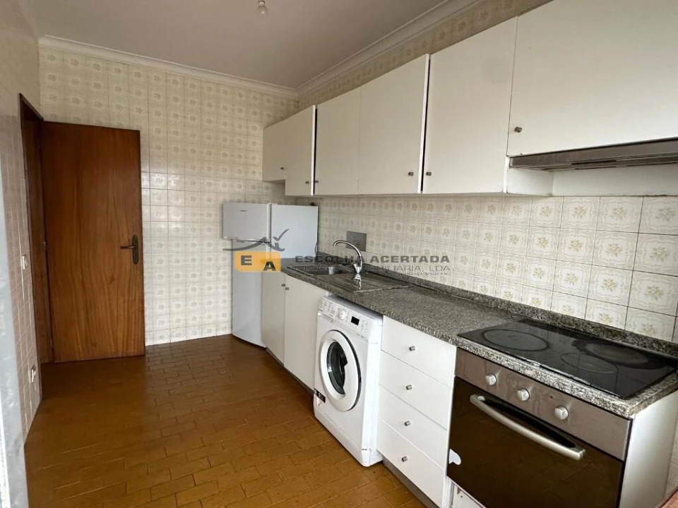 Apartamento T2 para Venda em Rio Tinto Foto 4