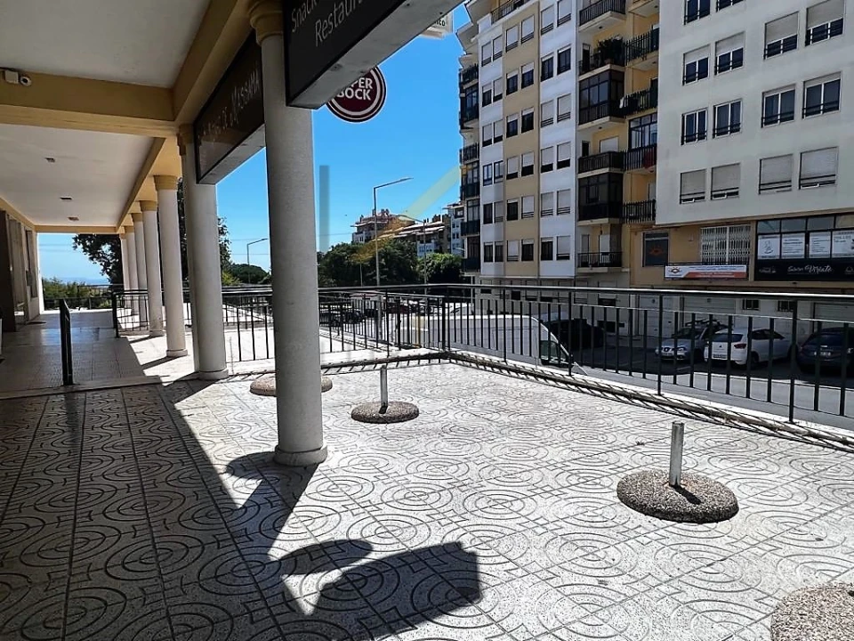 Negócio para Cedência de Quotas em Queluz e Belas Foto 2