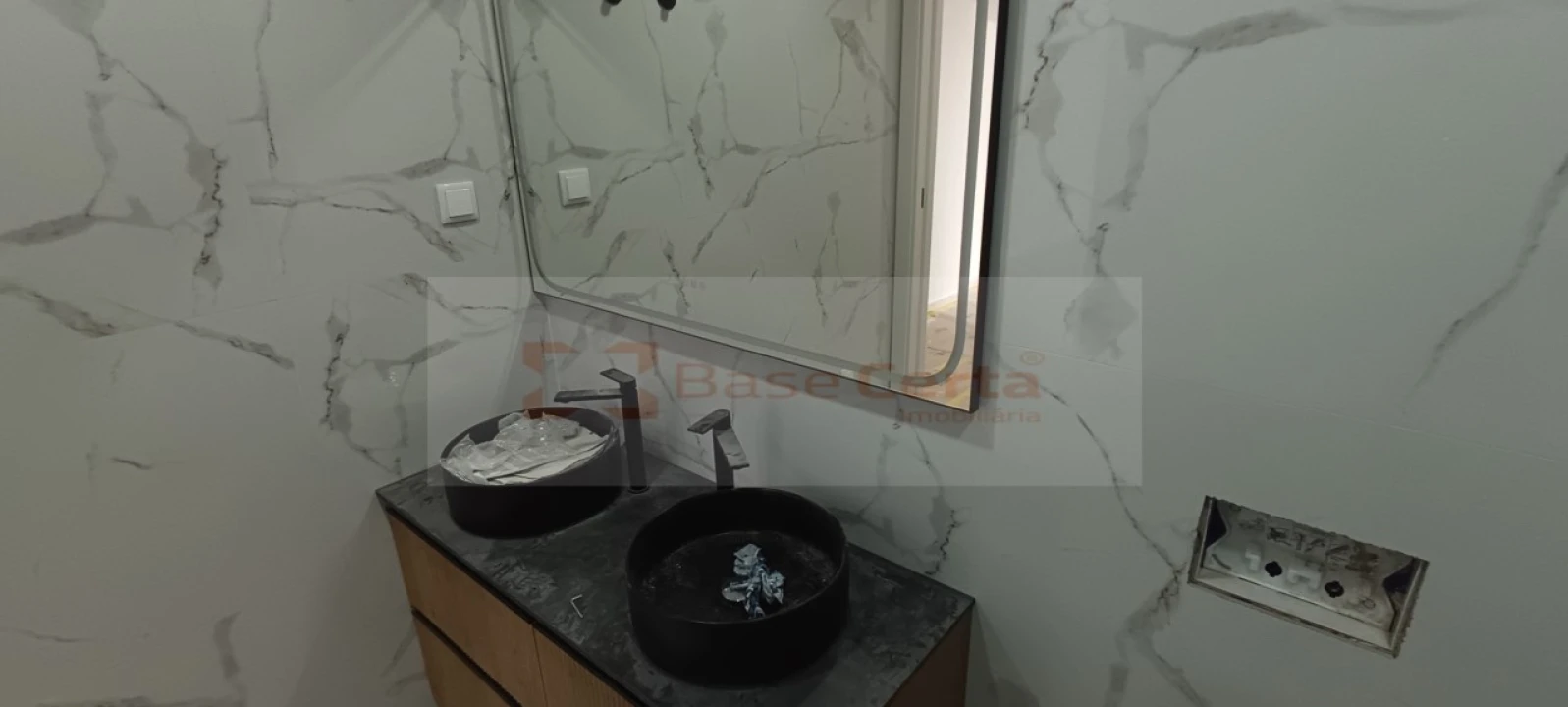 Moradia T5 para Venda em Santa Iria de Azoia, São João da Talha e Bobadela Foto 58