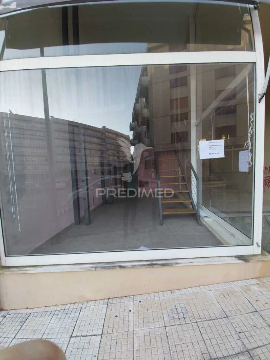 Loja para Arrendamento em Braga (Maximinos, Sé e Cividade) Foto 1
