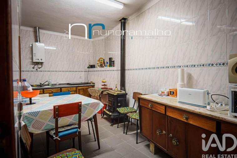 Moradia T3 para Venda em Souro Pires Foto 25