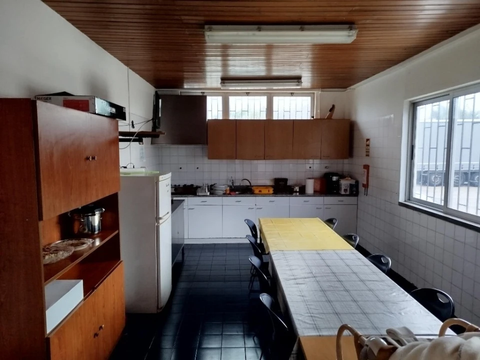 Armazém para Arrendamento em Rio de Mouro Foto 18