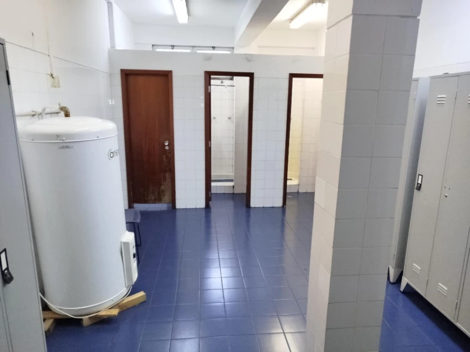 Armazém para Arrendamento em Rio de Mouro Foto 19