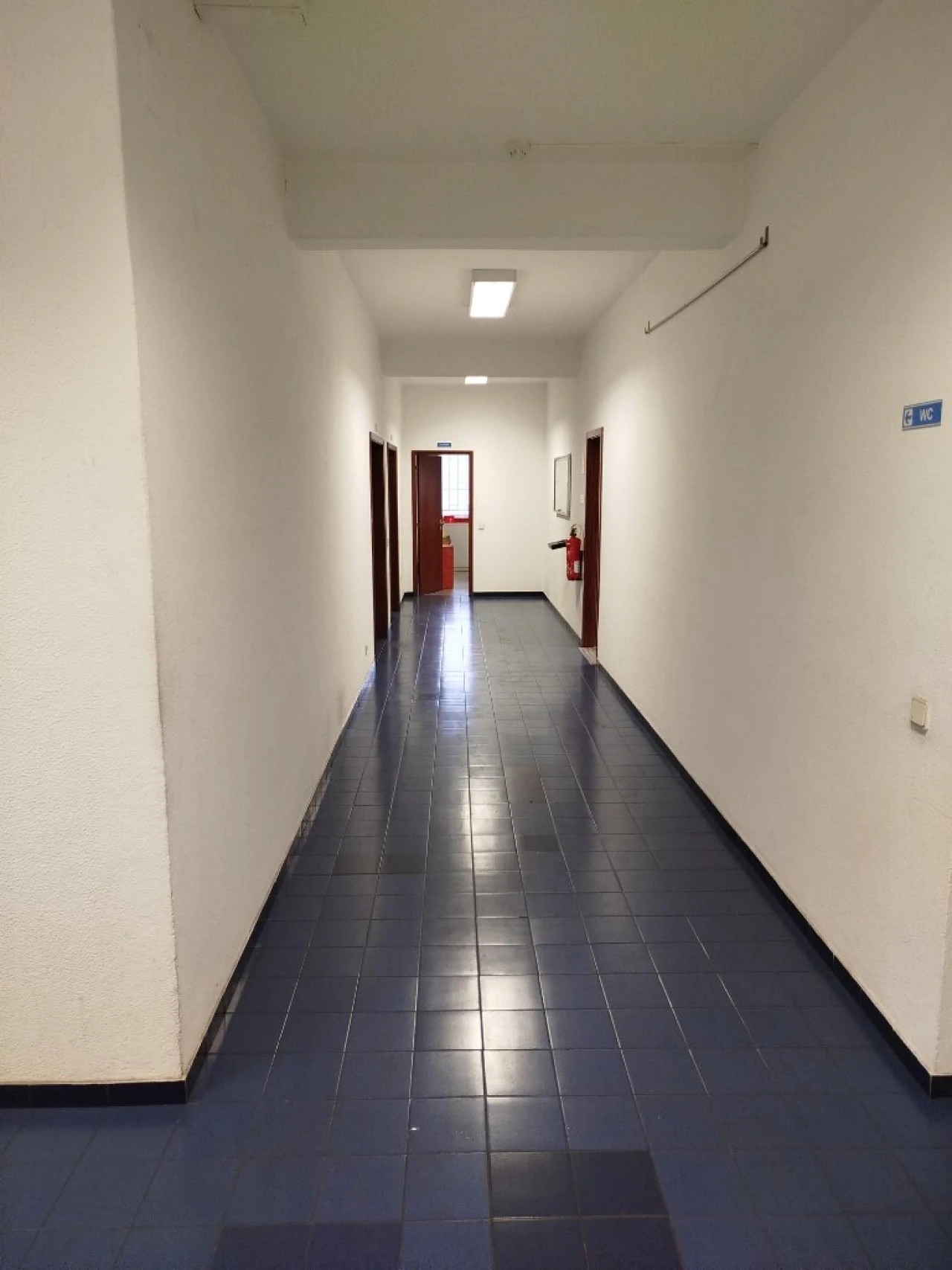 Armazém para Arrendamento em Rio de Mouro Foto 8