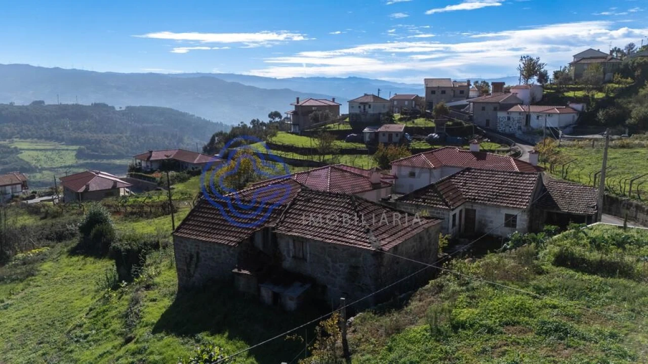 Quinta T4 para Venda em Valadares Foto 32