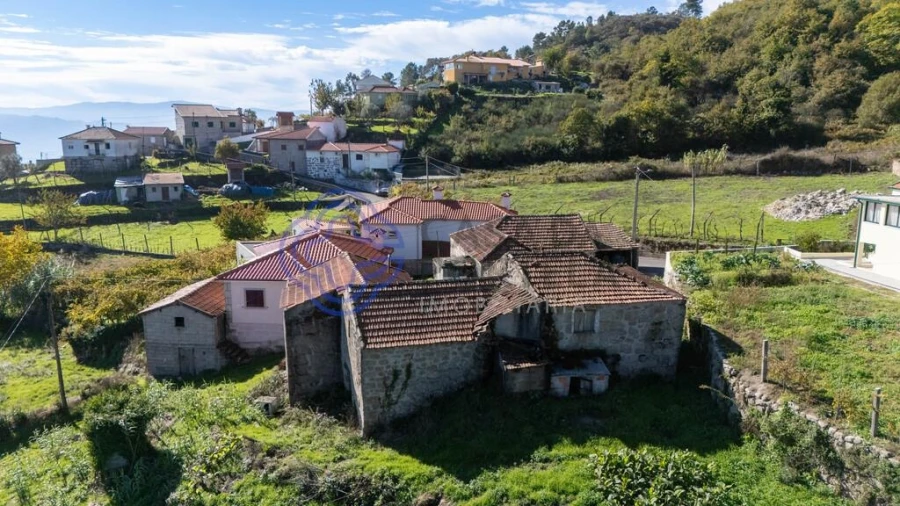 Quinta T4 para Venda em Valadares Foto 33