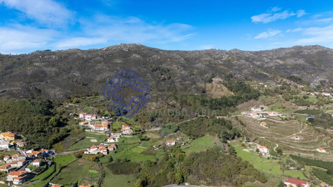 Quinta T4 para Venda em Valadares Foto 24