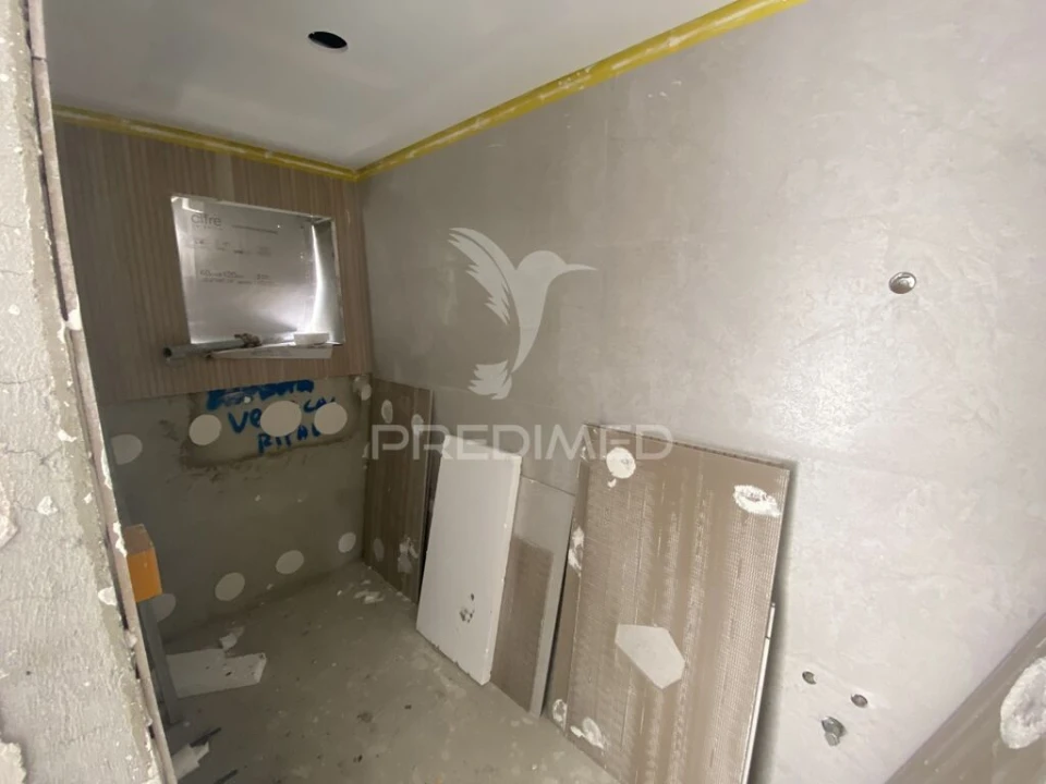 Moradia T4 para Venda em Fernao Ferro Foto 8