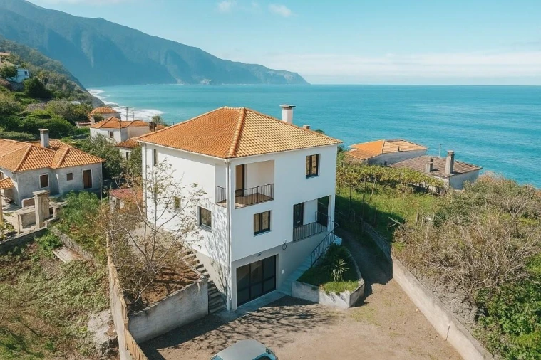 Moradia T3 para Venda em Ponta Delgada