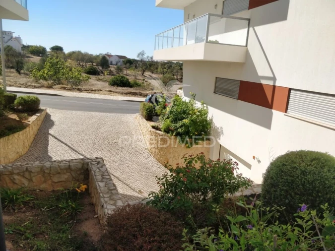Apartamento T2 para Venda em Portimão Foto 3