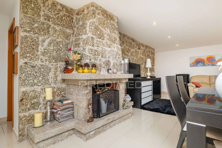 Moradia T3 para Venda em Valdosende Foto 11