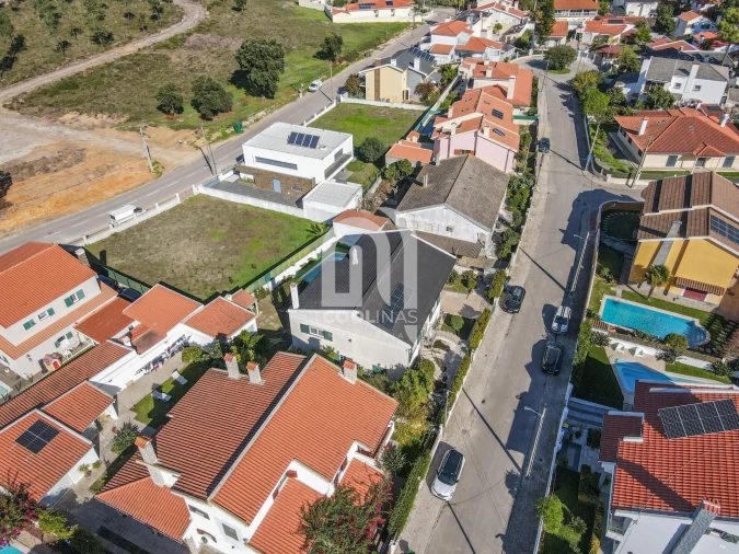 Moradia T8 para Venda em Amora Foto 57