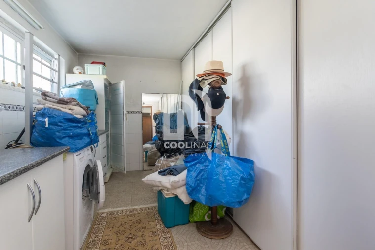 Moradia T8 para Venda em Amora Foto 47