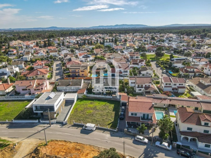 Moradia T8 para Venda em Amora Foto 59