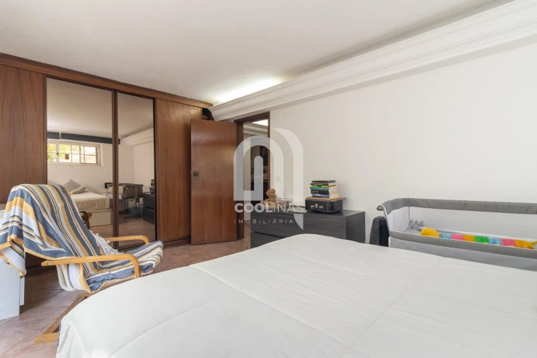 Moradia T8 para Venda em Amora Foto 34