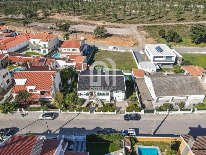 Moradia T8 para Venda em Amora Foto 62