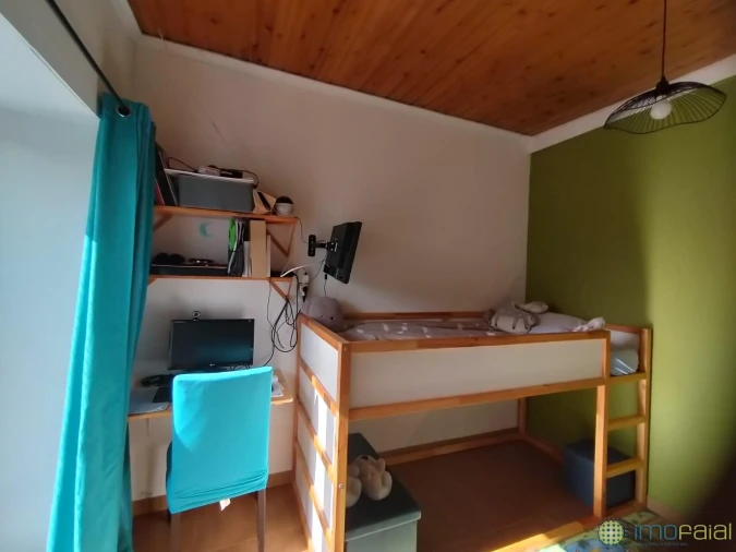 Moradia T3 para Venda em Feteira Foto 11