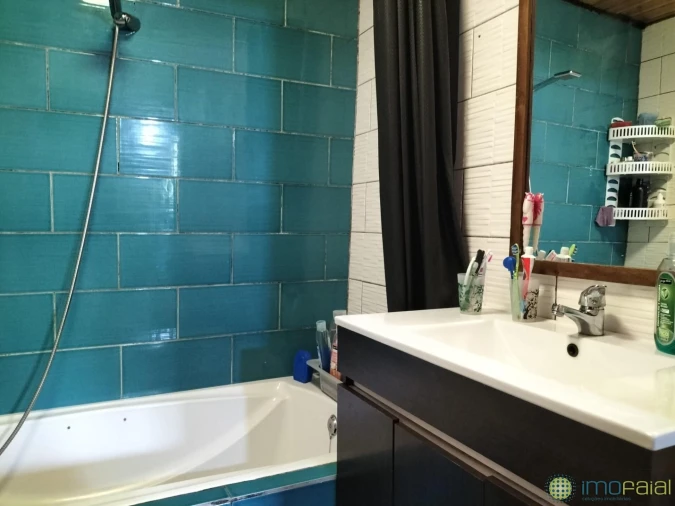 Moradia T3 para Venda em Feteira Foto 16