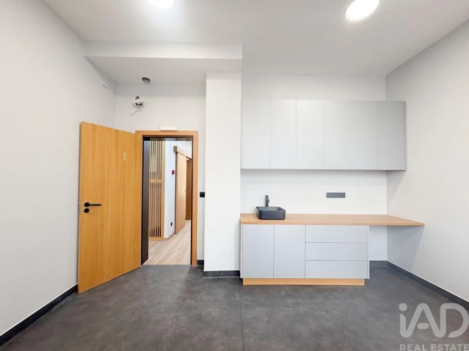 Loja para Arrendamento em Olivais Foto 20