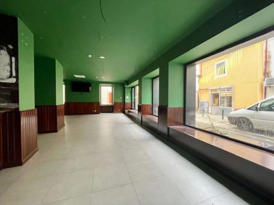 Loja para Arrendamento em Leiria, Pousos, Barreira e Cortes Foto 4